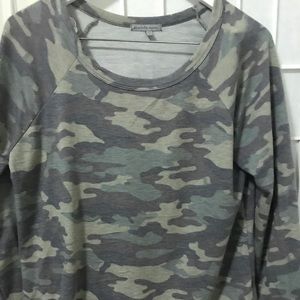 Camo soft tunic lightweight sweatshirt